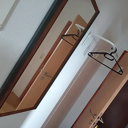 Stellas Monteurwohnungen * Crimmitschau